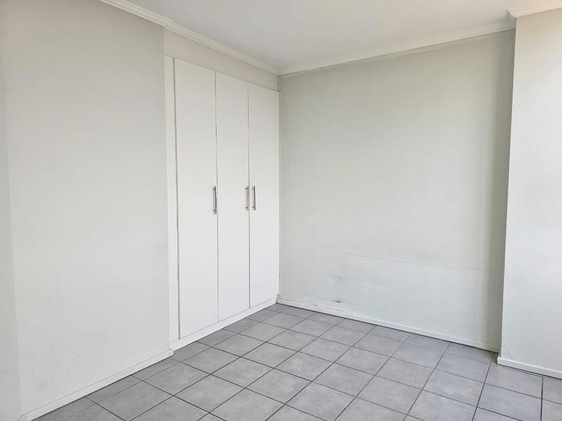 To Let 2 Bedroom Property for Rent in Roodepoort Gauteng