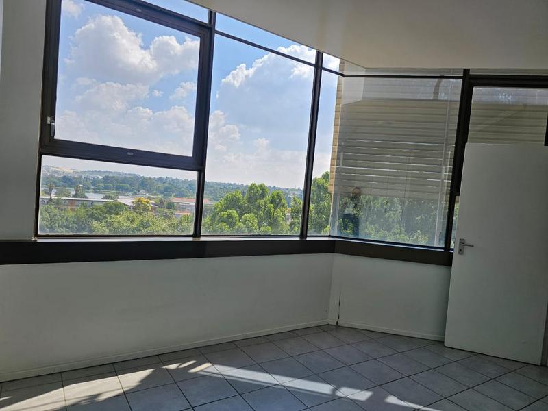 To Let 2 Bedroom Property for Rent in Roodepoort Gauteng