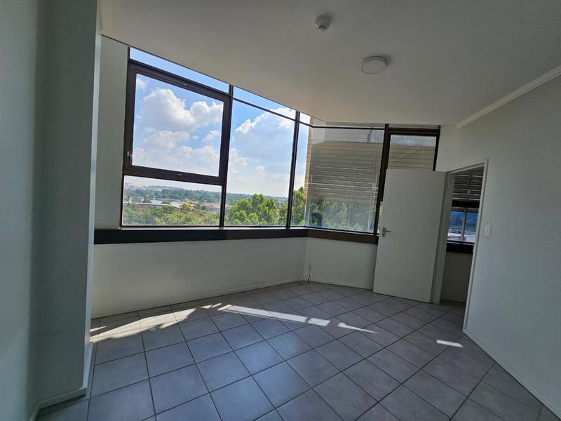 To Let 2 Bedroom Property for Rent in Roodepoort Gauteng