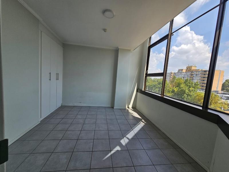 To Let 2 Bedroom Property for Rent in Roodepoort Gauteng