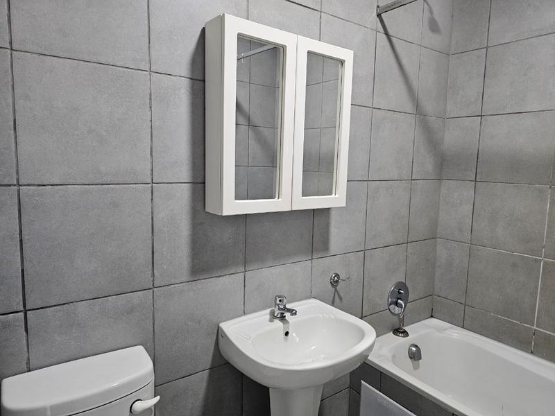 To Let 2 Bedroom Property for Rent in Roodepoort Gauteng