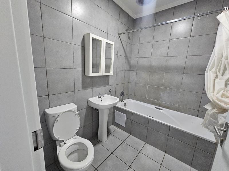 To Let 2 Bedroom Property for Rent in Roodepoort Gauteng