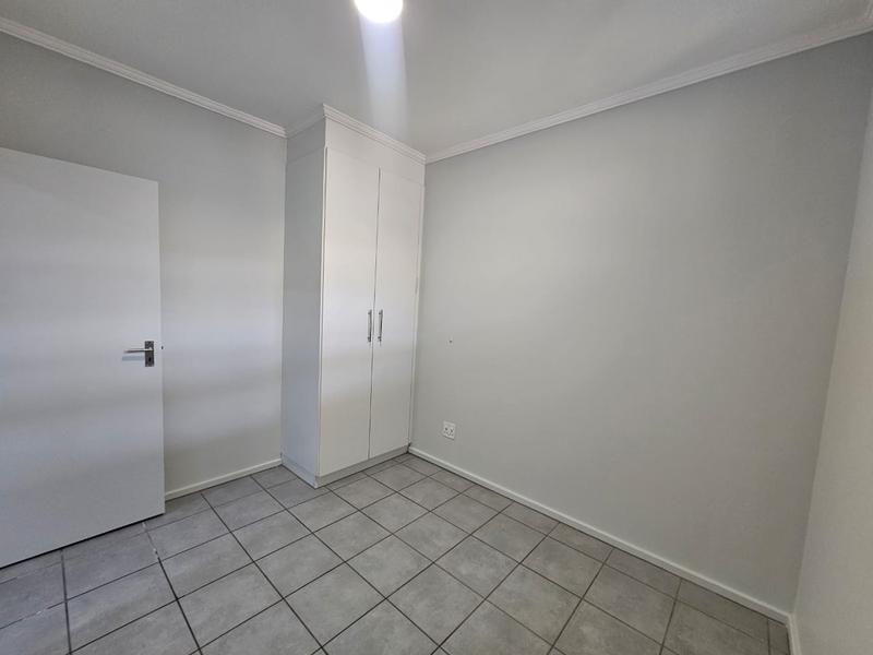 To Let 2 Bedroom Property for Rent in Roodepoort Gauteng