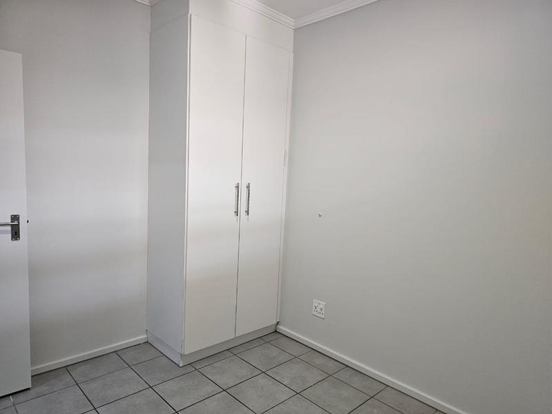 To Let 2 Bedroom Property for Rent in Roodepoort Gauteng