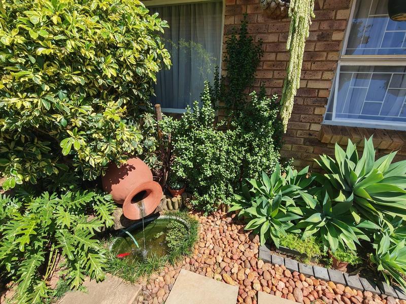 3 Bedroom Property for Sale in Elardus Park Gauteng