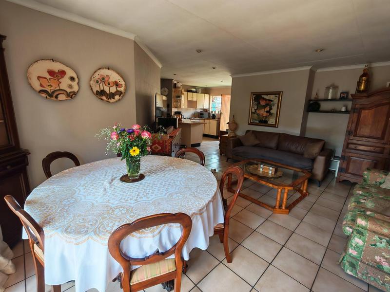 3 Bedroom Property for Sale in Elardus Park Gauteng
