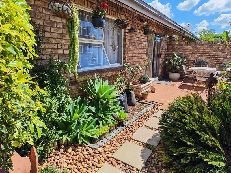 3 Bedroom Property for Sale in Elardus Park Gauteng