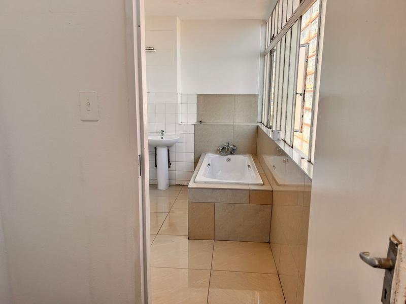 2 Bedroom Property for Sale in Sunnyside Gauteng