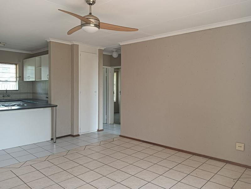 2 Bedroom Property for Sale in Kenmare Gauteng