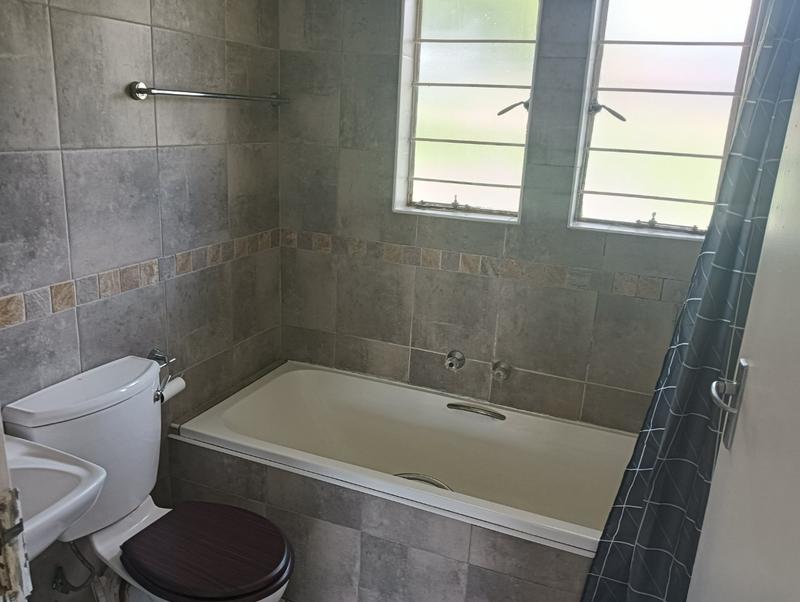 2 Bedroom Property for Sale in Kenmare Gauteng