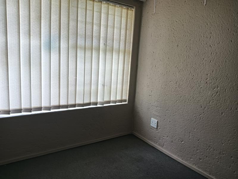 2 Bedroom Property for Sale in Kenmare Gauteng