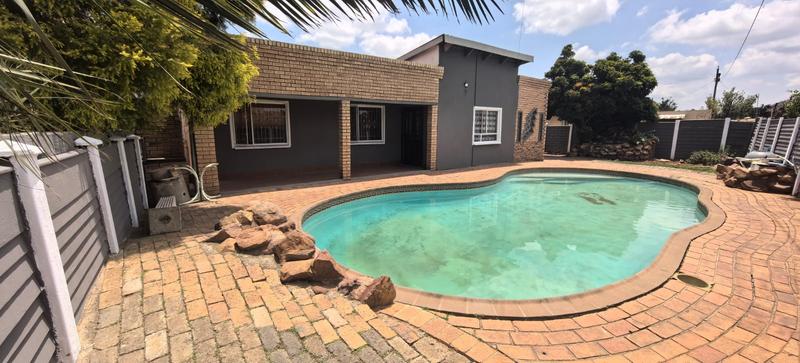 3 Bedroom Property for Sale in Riverlea Gauteng