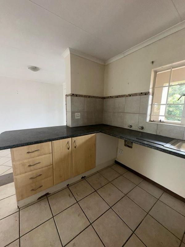 To Let 2 Bedroom Property for Rent in Olympus AH Gauteng