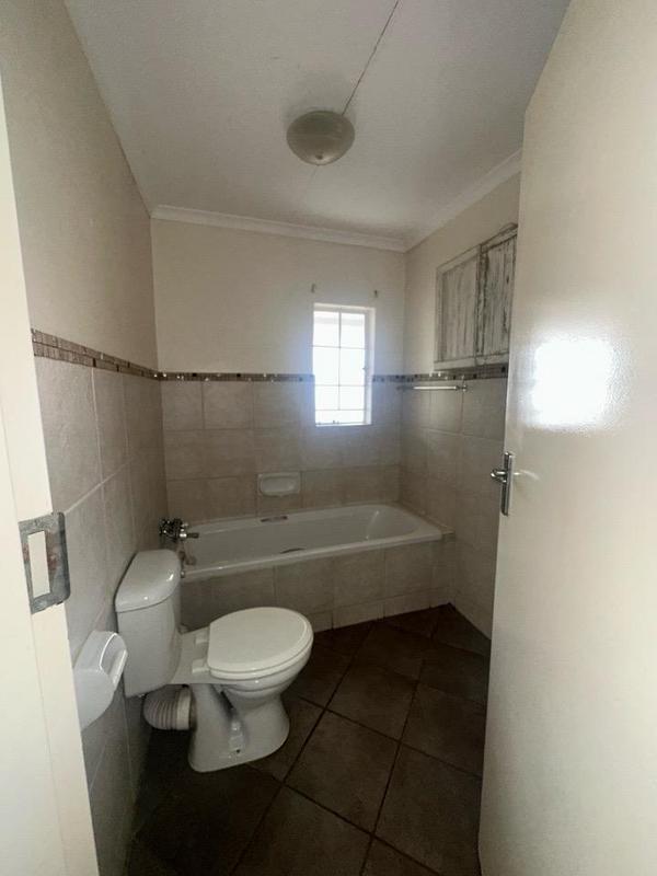 To Let 2 Bedroom Property for Rent in Olympus AH Gauteng