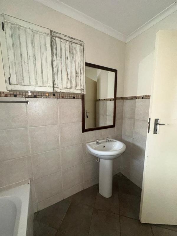 To Let 2 Bedroom Property for Rent in Olympus AH Gauteng