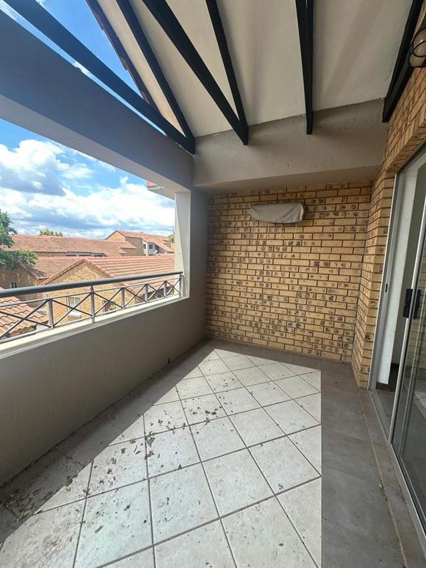 To Let 2 Bedroom Property for Rent in Olympus AH Gauteng