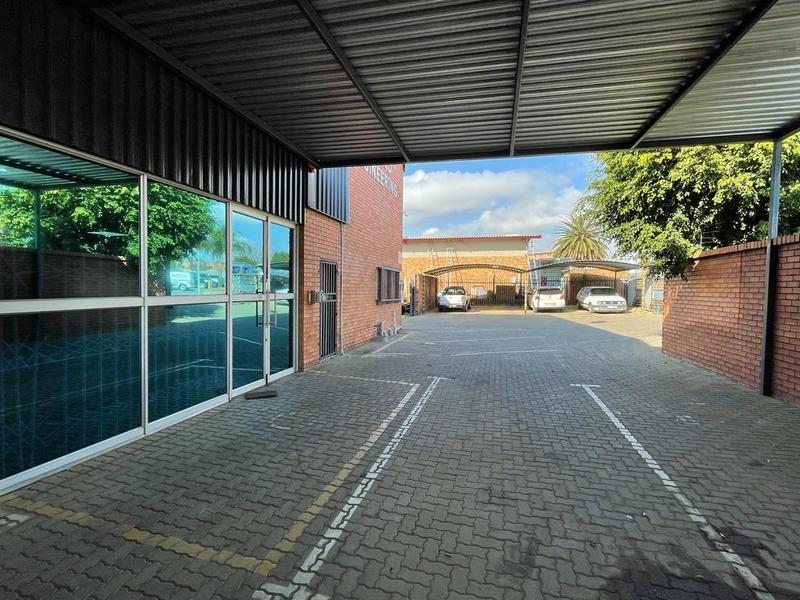 To Let commercial Property for Rent in Hennopspark Gauteng