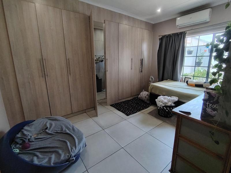 To Let 5 Bedroom Property for Rent in Wierda Park Gauteng