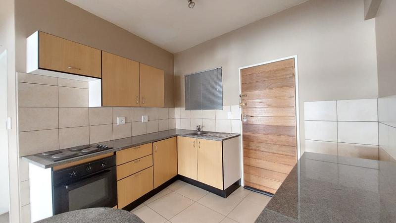To Let 1 Bedroom Property for Rent in Braamfontein Gauteng