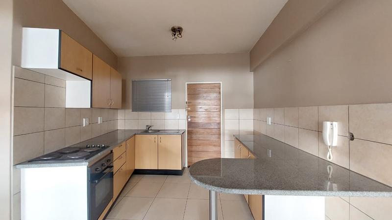 To Let 1 Bedroom Property for Rent in Braamfontein Gauteng