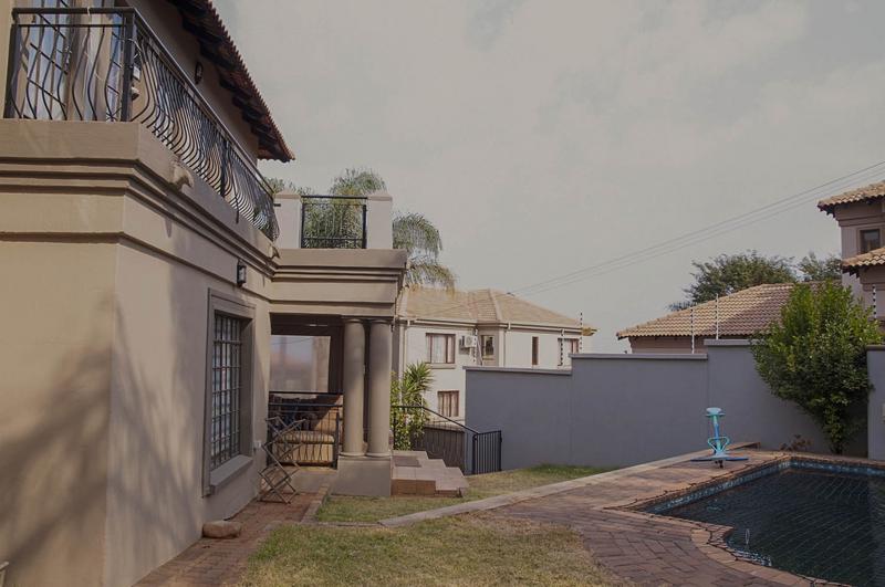 To Let 3 Bedroom Property for Rent in Faerie Glen Gauteng