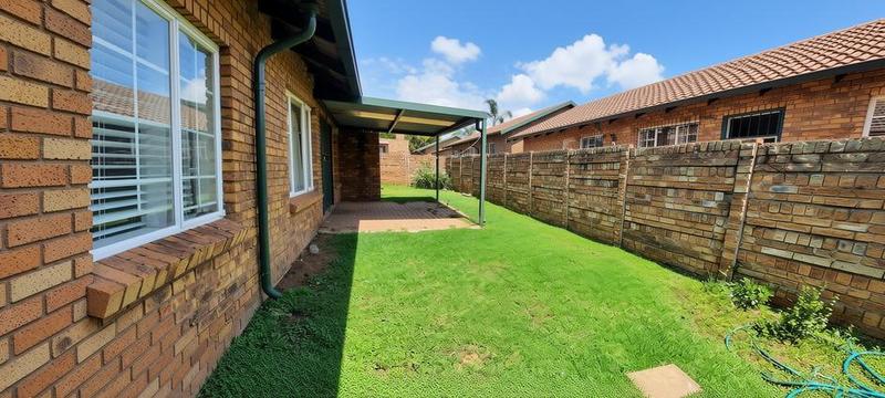 2 Bedroom Property for Sale in Highveld Gauteng