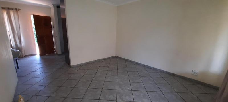 2 Bedroom Property for Sale in Highveld Gauteng