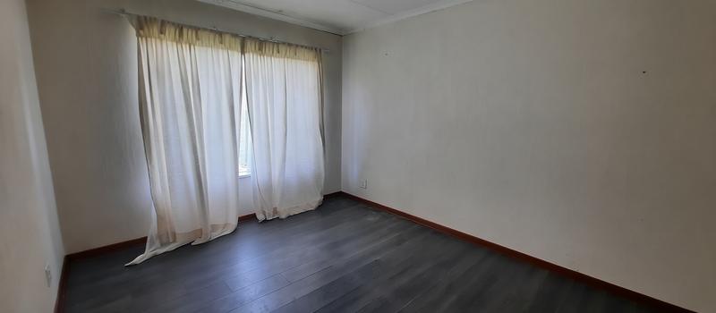 2 Bedroom Property for Sale in Highveld Gauteng