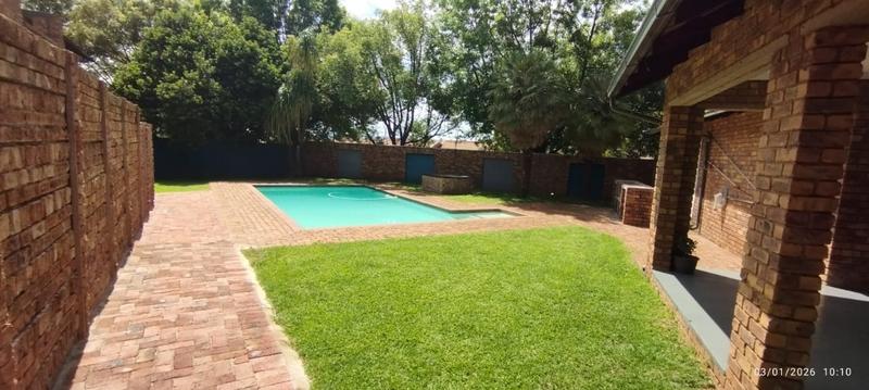 2 Bedroom Property for Sale in Highveld Gauteng