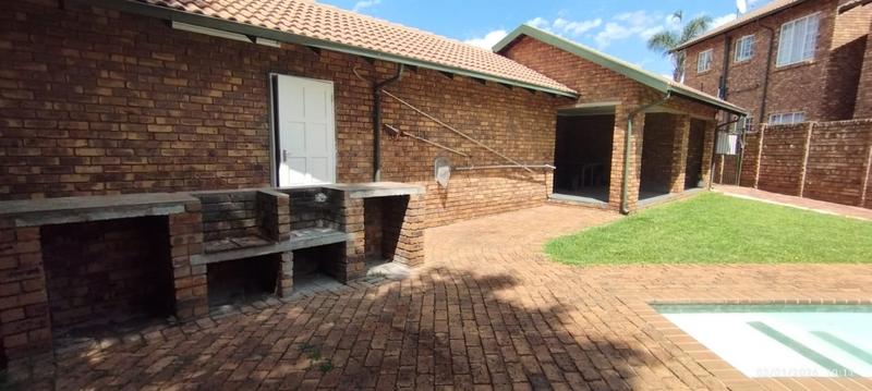 2 Bedroom Property for Sale in Highveld Gauteng