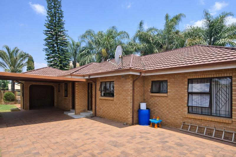 4 Bedroom Property for Sale in Doornpoort Gauteng