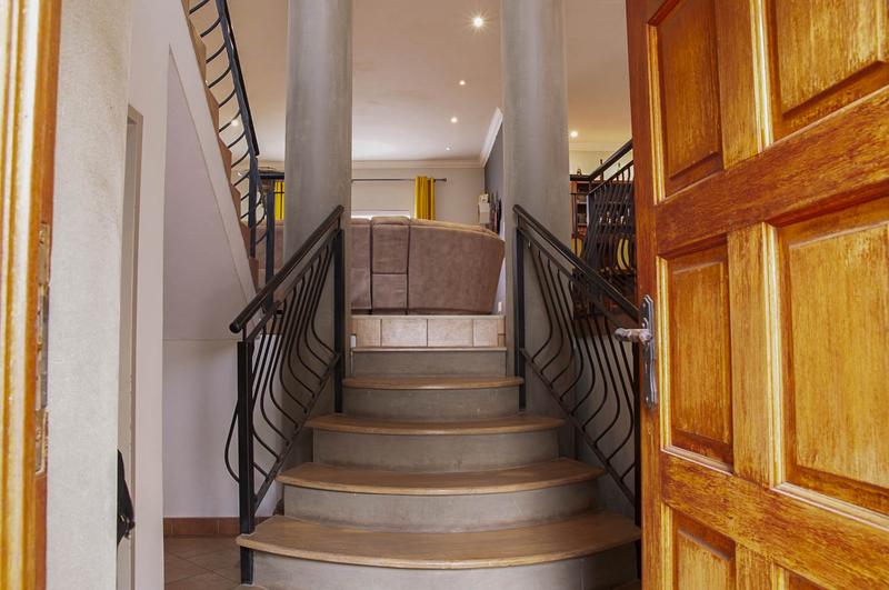 3 Bedroom Property for Sale in Faerie Glen Gauteng