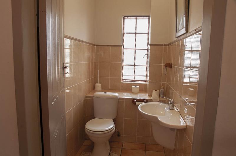 3 Bedroom Property for Sale in Faerie Glen Gauteng