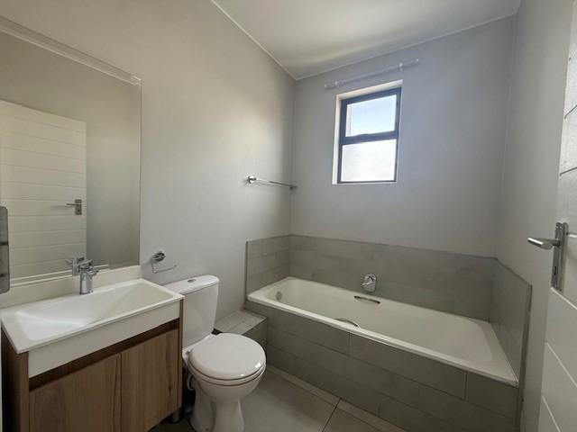 2 Bedroom Property for Sale in Silver Lakes Gauteng