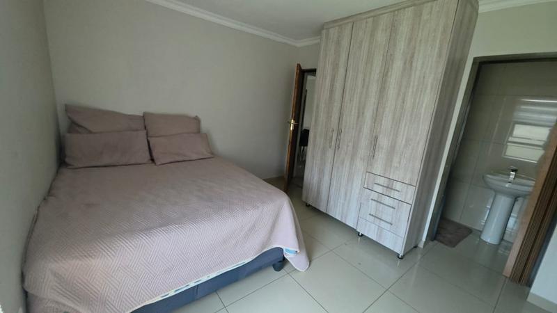 To Let 5 Bedroom Property for Rent in Glen Eagle Estate Gauteng