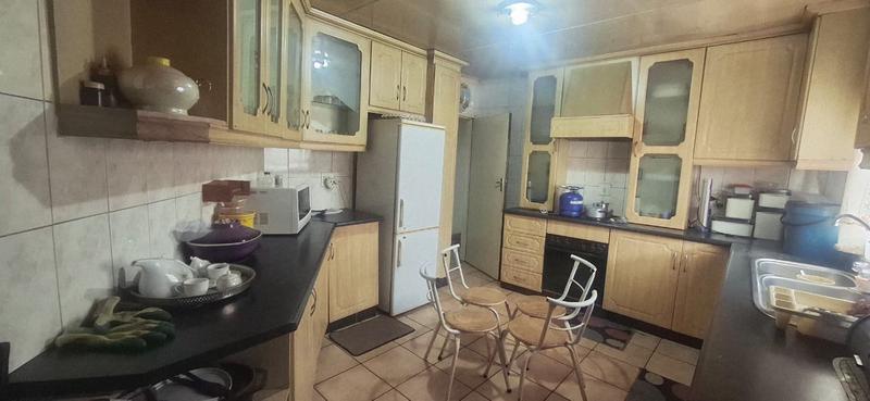3 Bedroom Property for Sale in Etwatwa Gauteng