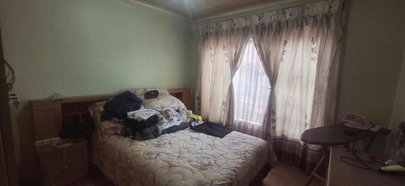 3 Bedroom Property for Sale in Etwatwa Gauteng