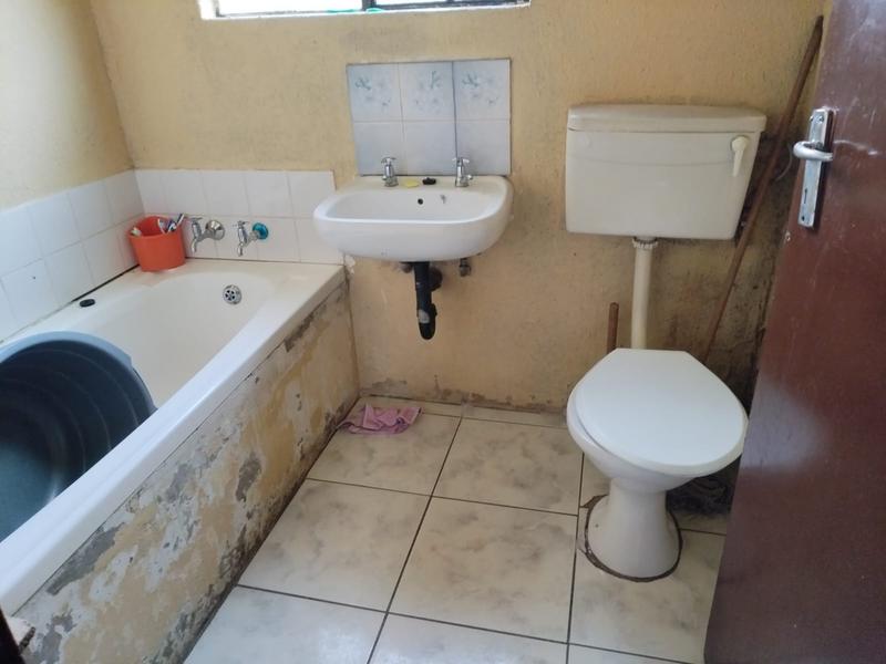 5 Bedroom Property for Sale in Norkem Park Gauteng