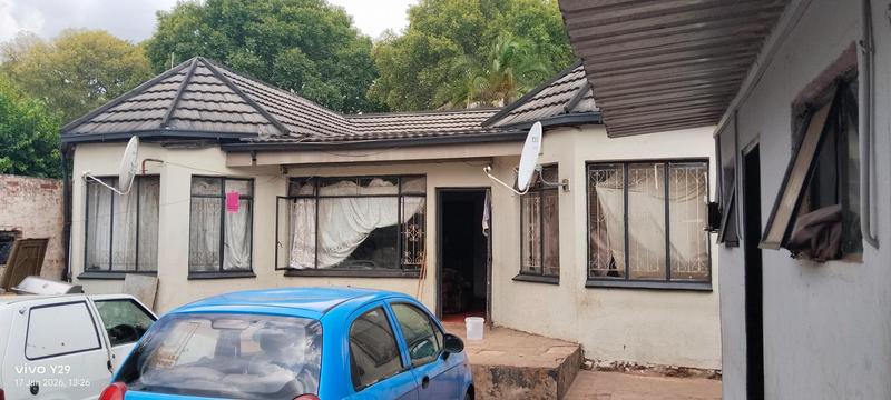 11 Bedroom Property for Sale in Yeoville Gauteng