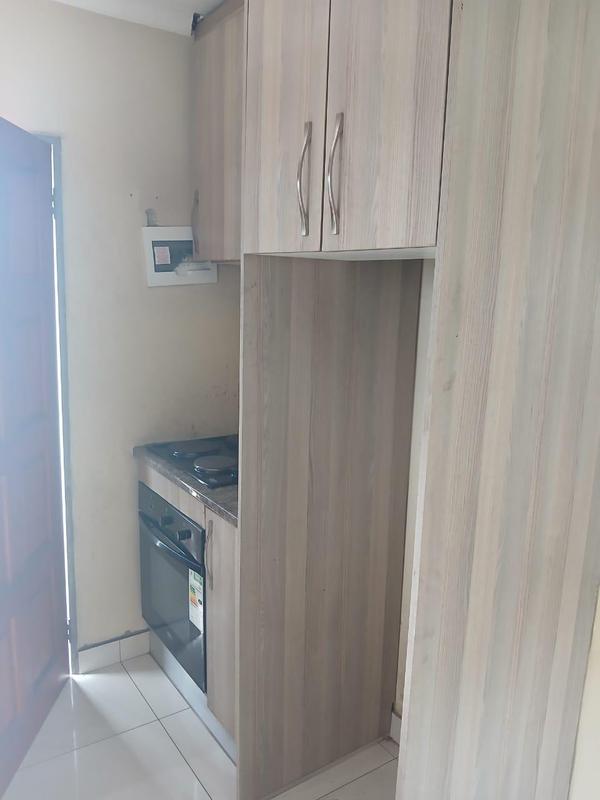 4 Bedroom Property for Sale in Clayville Gauteng