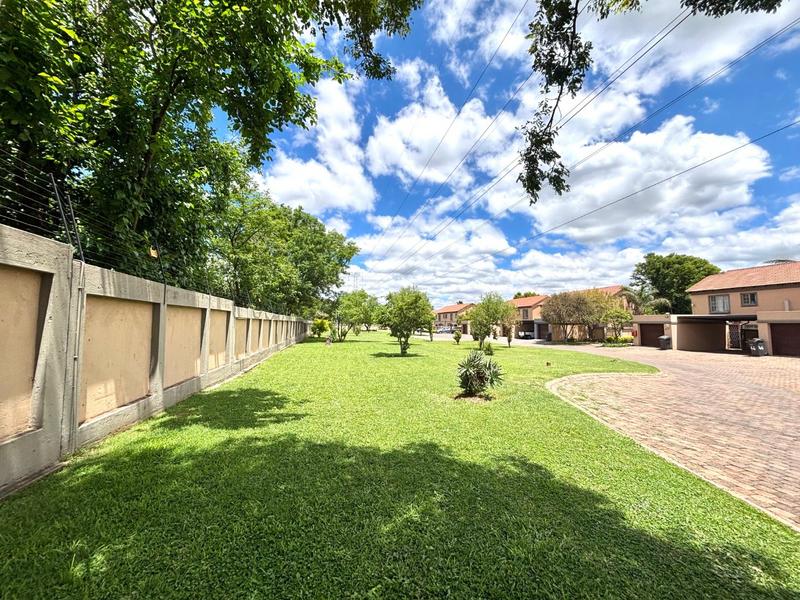 2 Bedroom Property for Sale in Annlin Gauteng