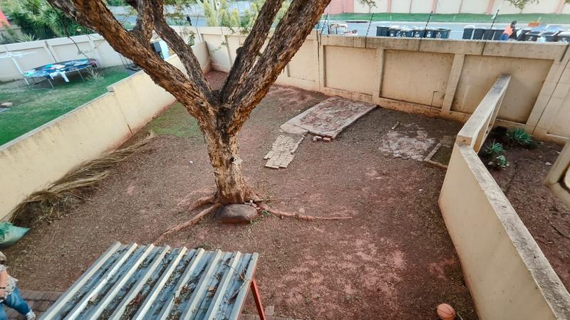 2 Bedroom Property for Sale in Annlin Gauteng