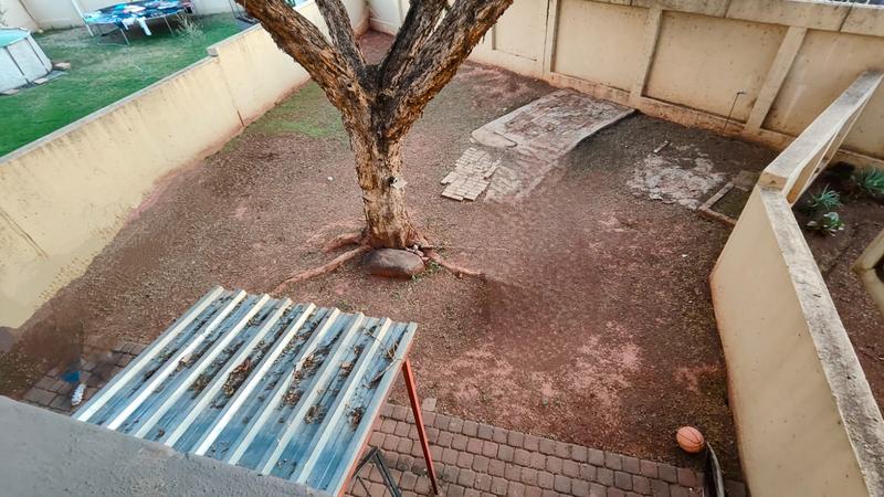 2 Bedroom Property for Sale in Annlin Gauteng