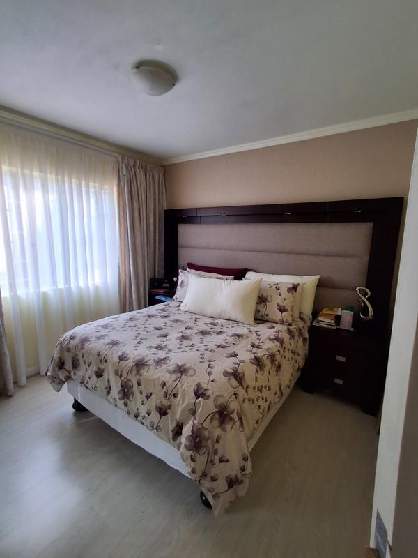 2 Bedroom Property for Sale in Annlin-wes Gauteng