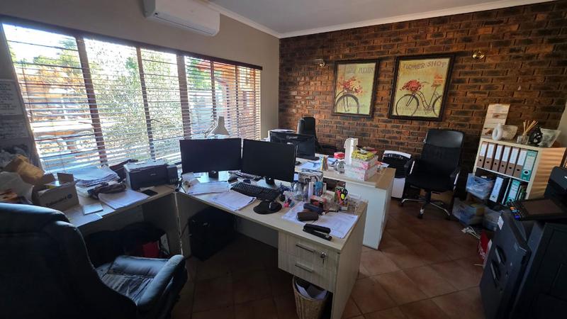 4 Bedroom Property for Sale in Doornpoort Gauteng