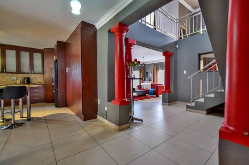 5 Bedroom Property for Sale in Gezina Gauteng