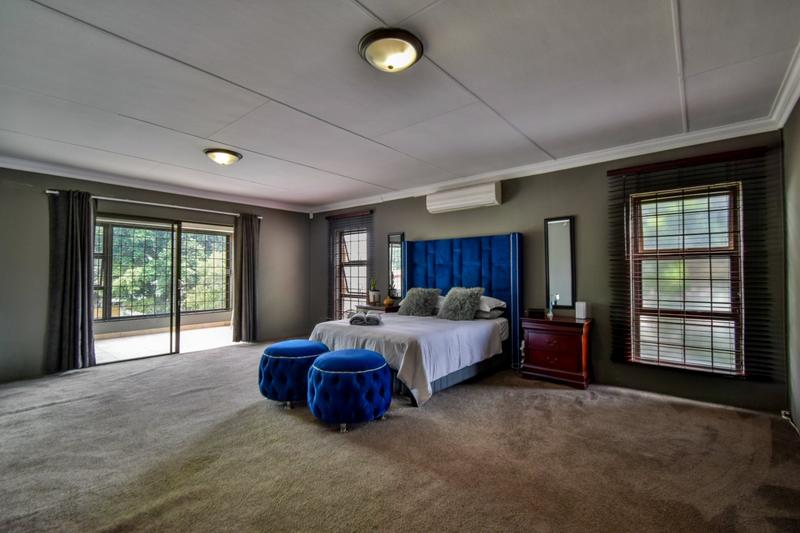 5 Bedroom Property for Sale in Gezina Gauteng