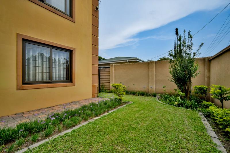 5 Bedroom Property for Sale in Gezina Gauteng