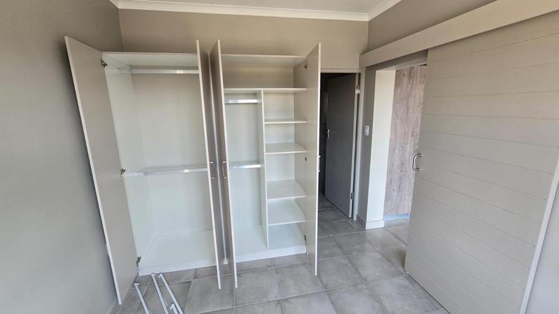 1 Bedroom Property for Sale in Montana Tuine Gauteng
