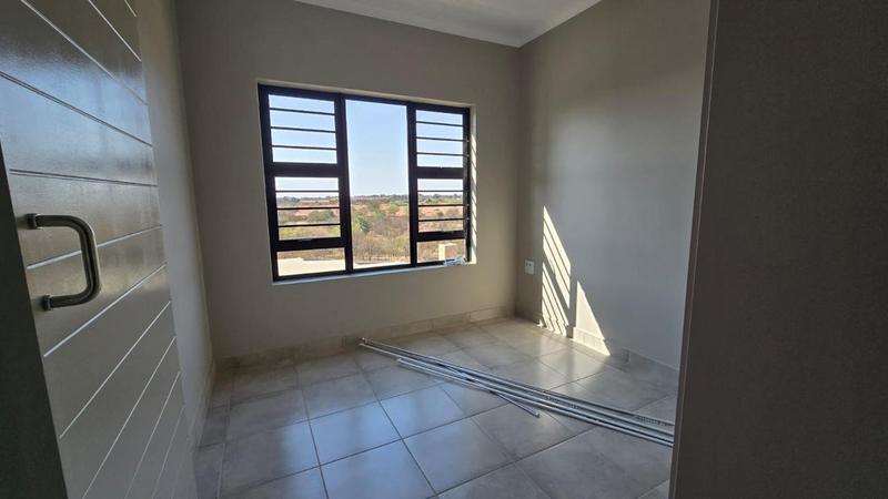 1 Bedroom Property for Sale in Montana Tuine Gauteng